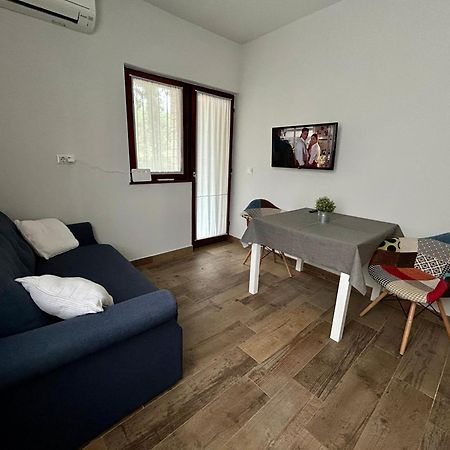 포레치 Apartman Maslina 아파트 외부 사진